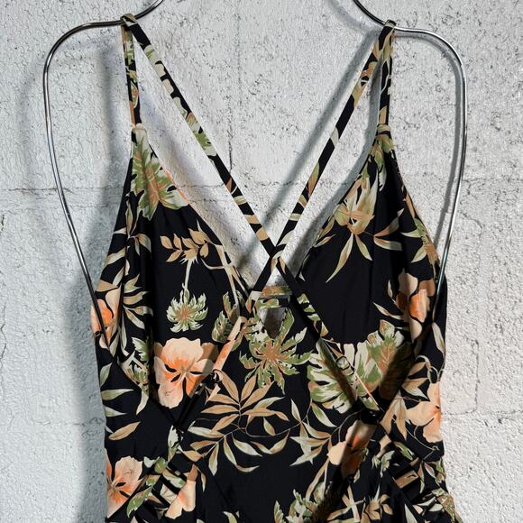 Volcom Juniors' for the Tide V-Neck 1 Piece cut out Swimsuit black medium $120 - Picture 6 of 11